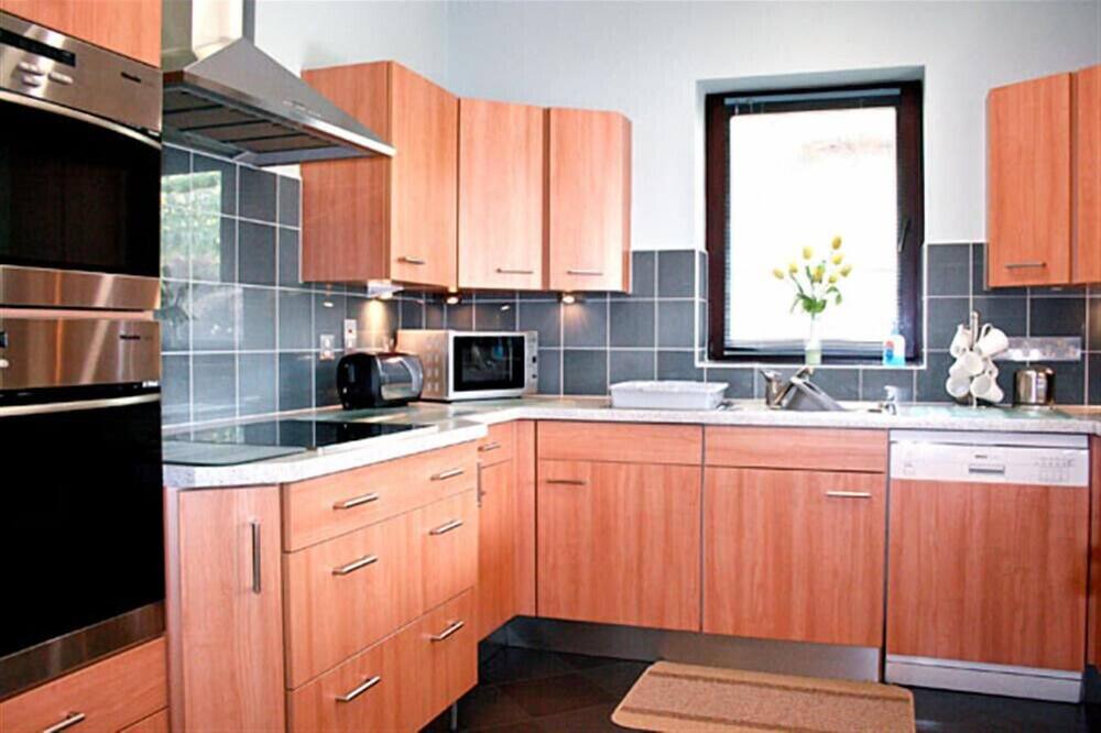 Photo of Kitchen in Waterhead