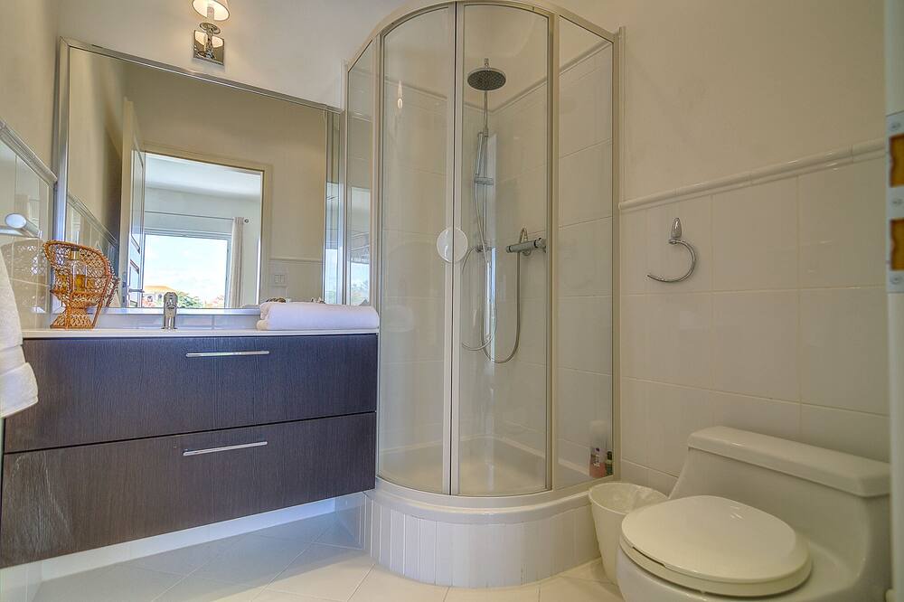 Photo of Bathroom in Westwind