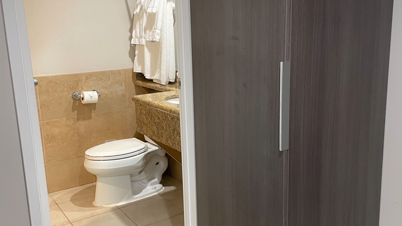 Photo of Bathroom in Waikiki