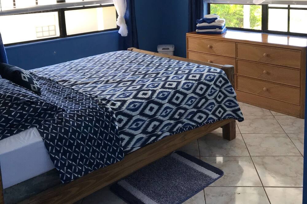 Photo of Bedroom in George Town