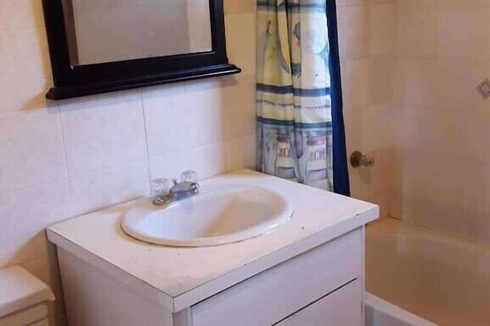 Photo of Bathroom in George Town