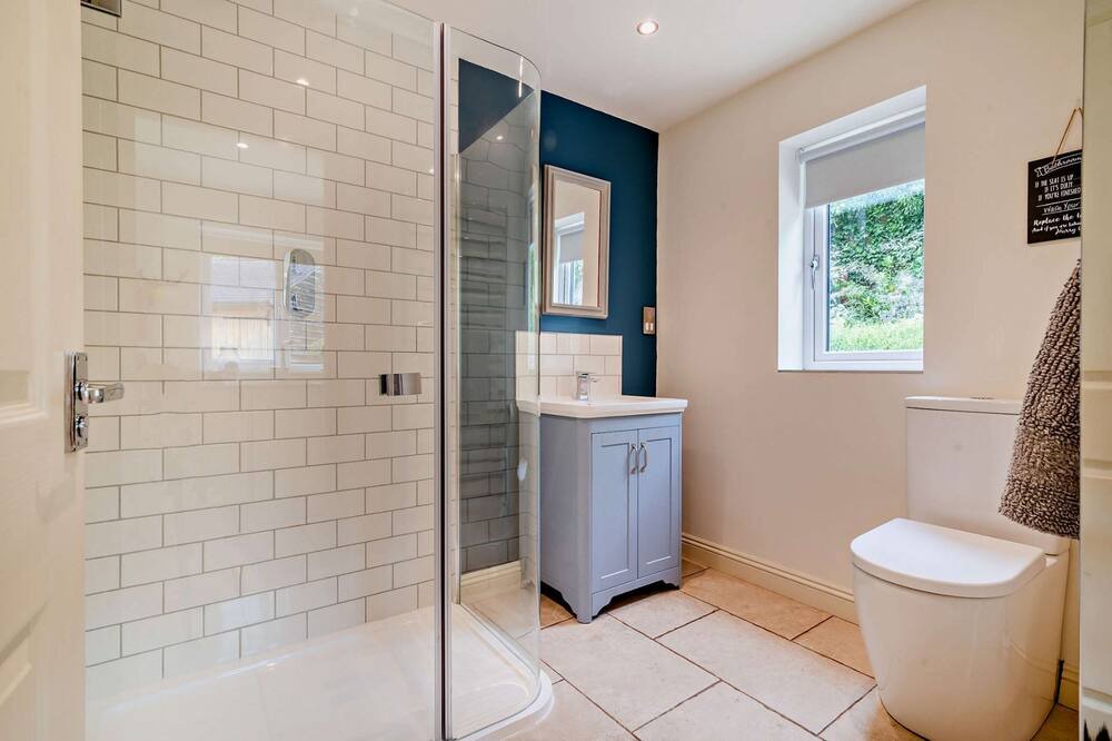 Photo of Bathroom in Naunton