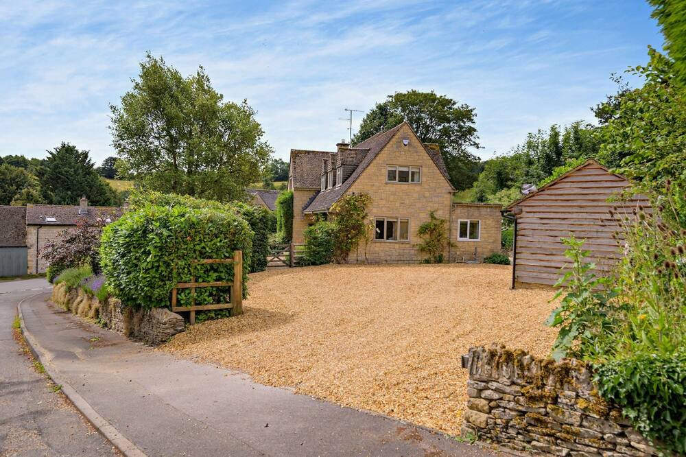 Photo of Others in Naunton