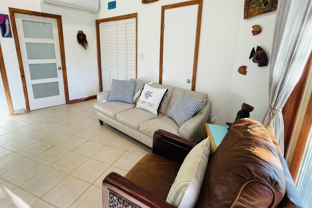 Photo of Livingroom in Gregory Town
