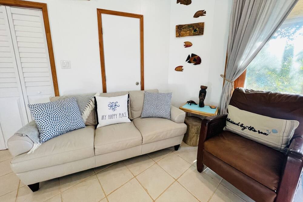 Photo of Livingroom in Gregory Town