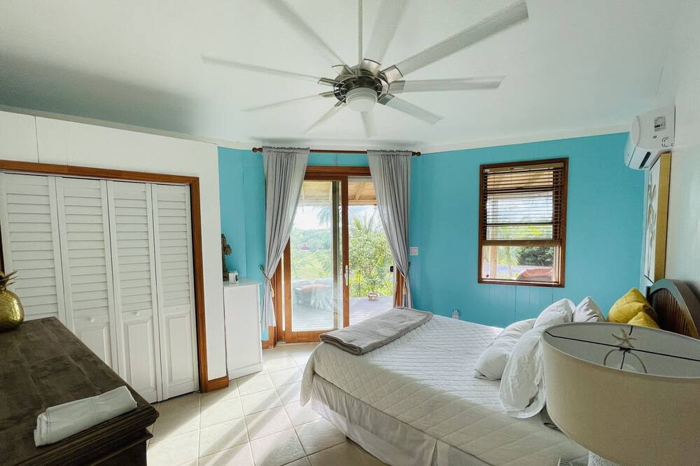 Photo of Bedroom in Gregory Town