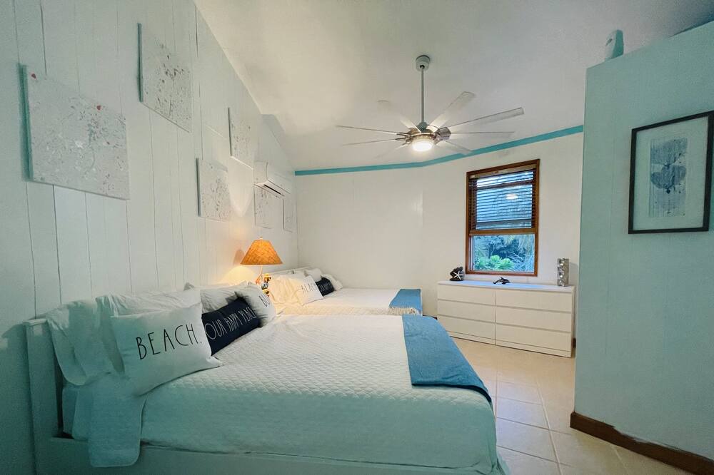 Photo of Bedroom in Gregory Town