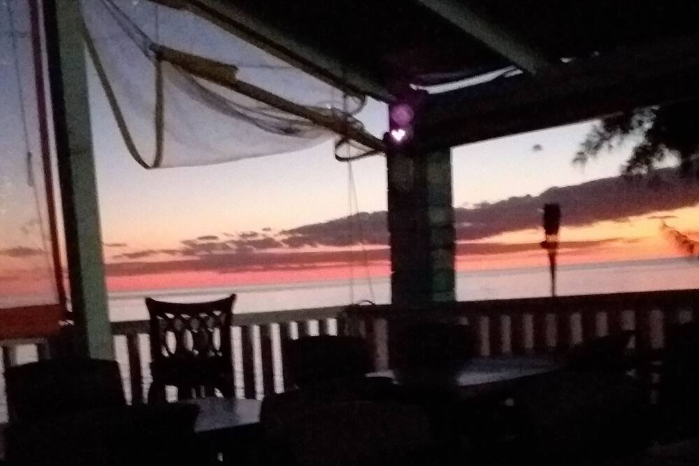 Photo of Outdoor in Coral Harbour
