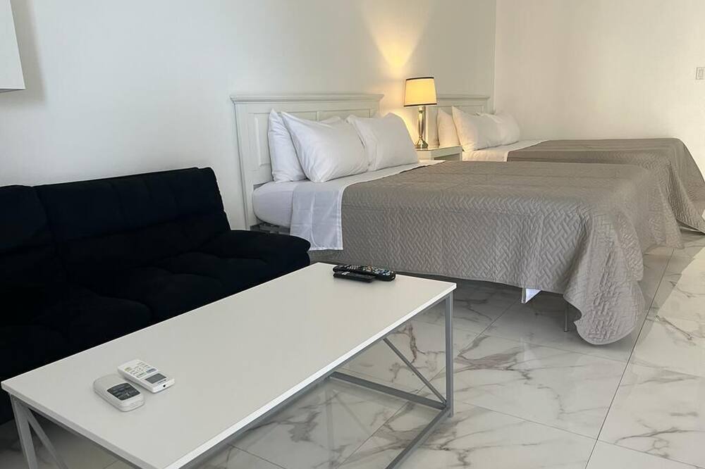 Photo of Bedroom in Nassau