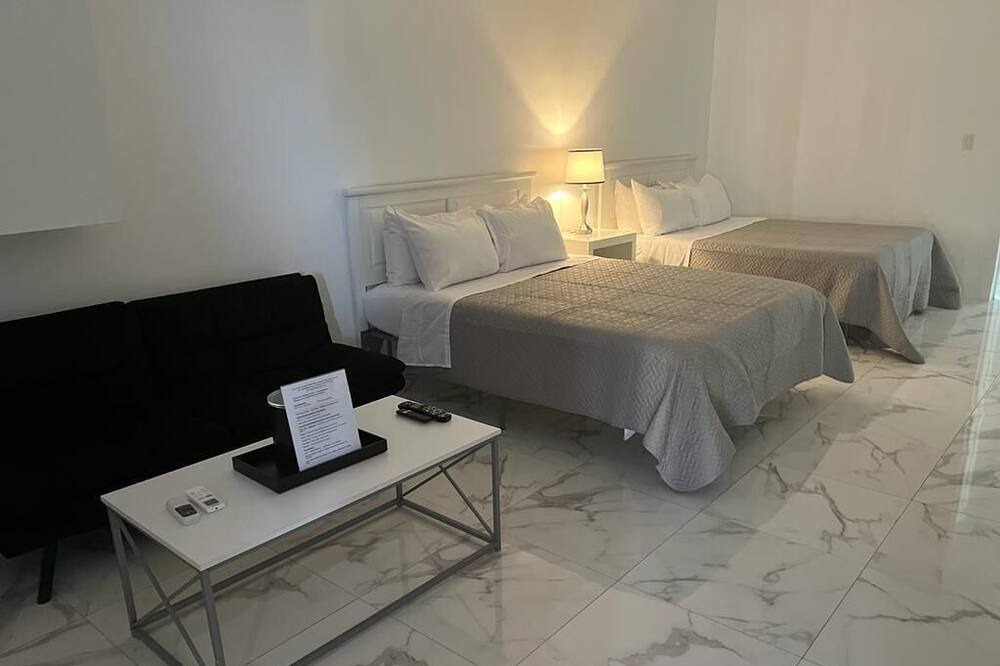 Photo of Bedroom in Nassau