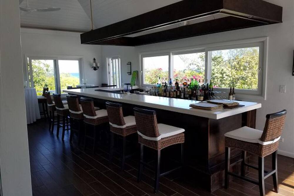 Photo of Livingroom in Savannah Sound