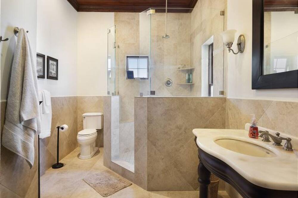 Photo of Bathroom in Double Bay