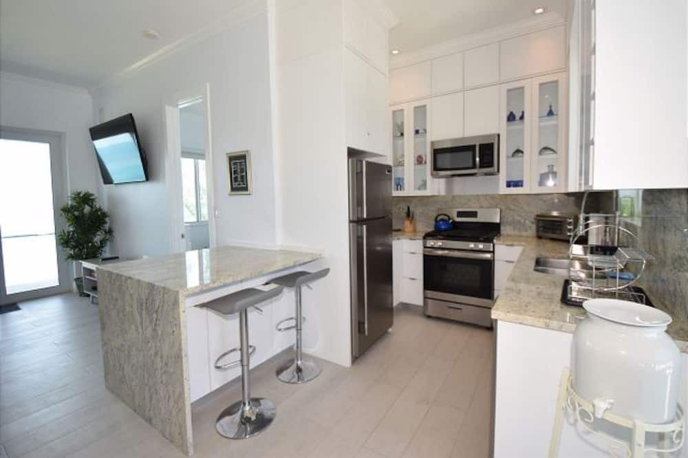 Photo of Kitchen in Governor's Harbour