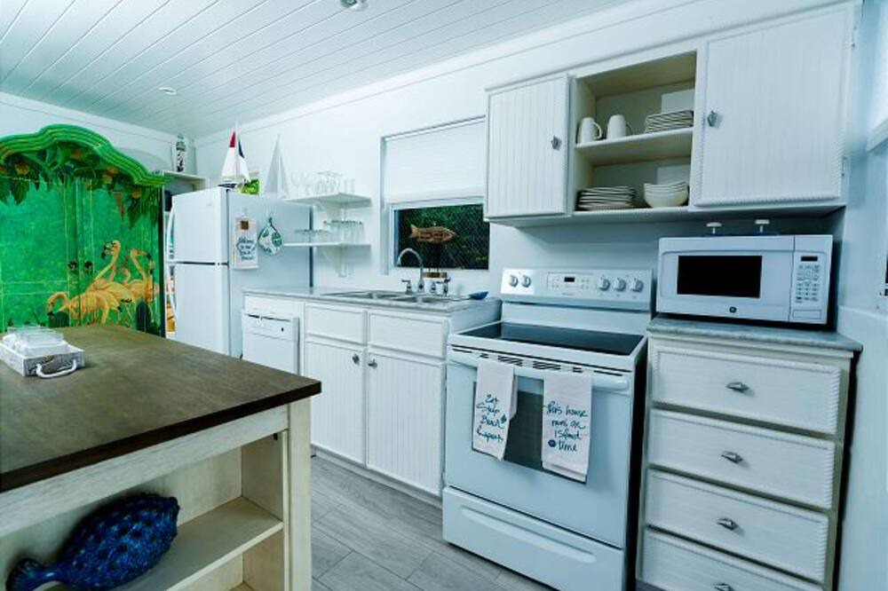 Photo of Kitchen in Spanish Wells