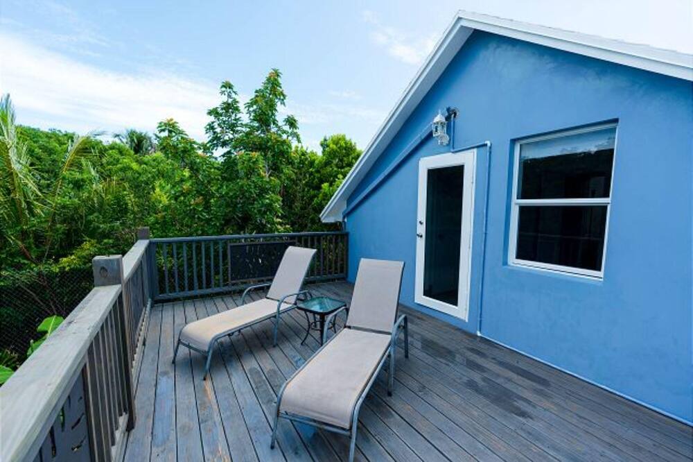Photo of Patio Balcony in Spanish Wells