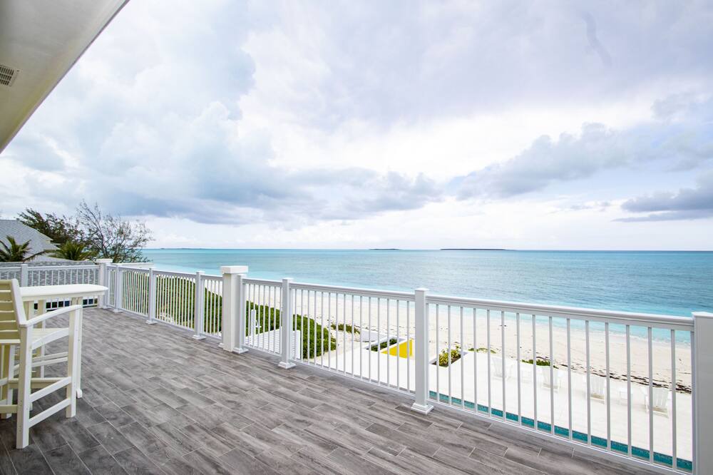 Photo of Patio Balcony in Tar Bay