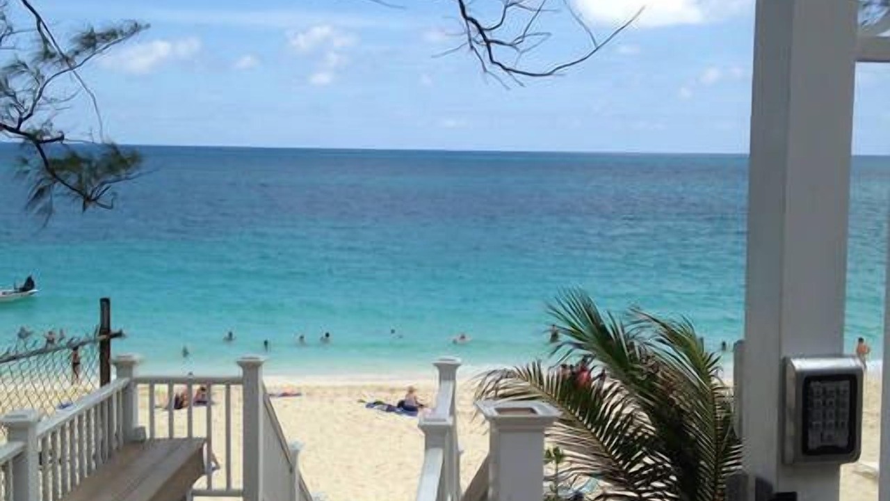 Photo of Outdoor in Paradise Island