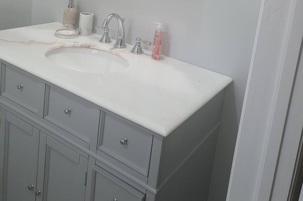 Photo of Bathroom in Nassau