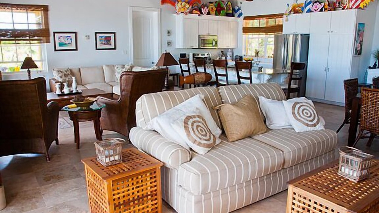 Photo of Livingroom in Savannah Sound