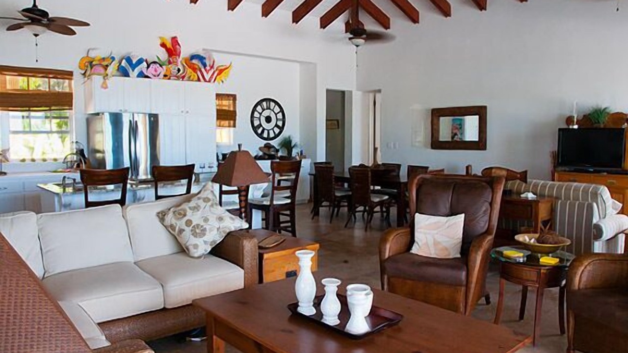 Photo of Livingroom in Savannah Sound