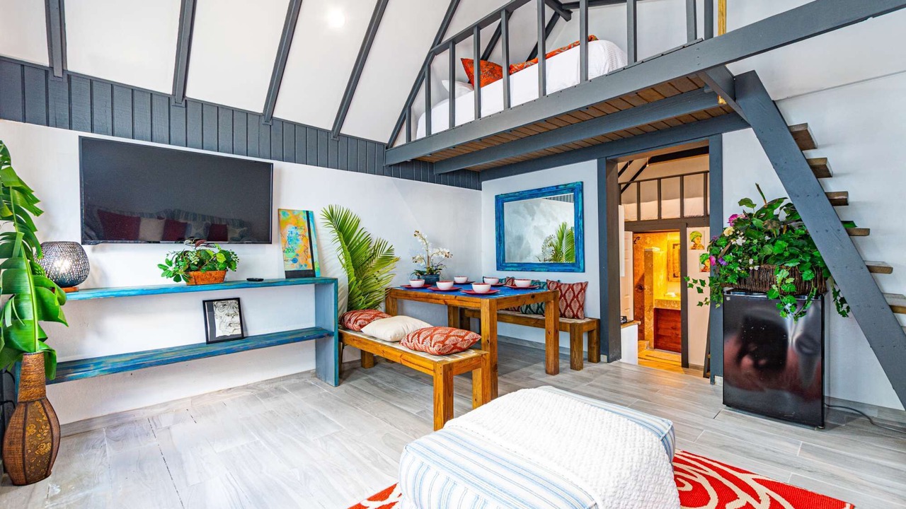 Photo of Livingroom in Nassau