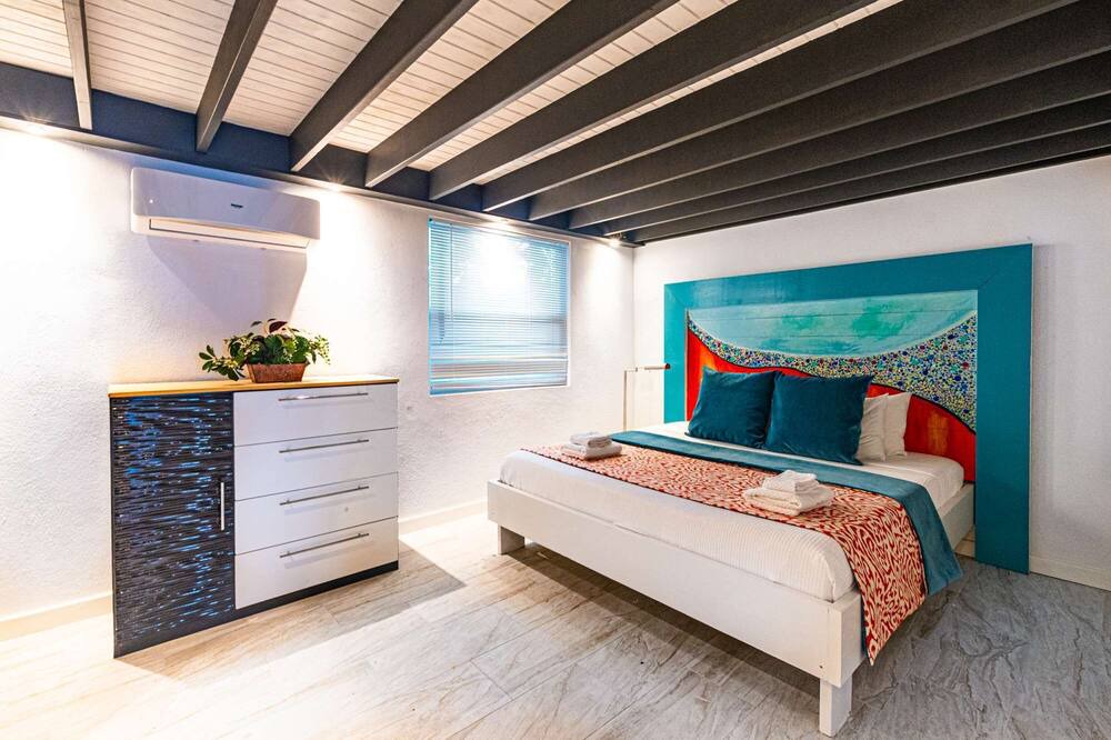 Photo of Bedroom in Nassau