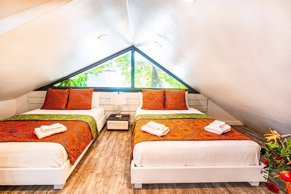 Photo of Bedroom in Nassau