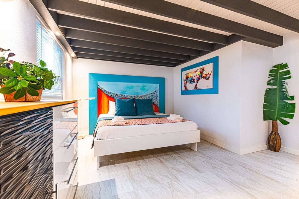 Photo of Bedroom in Nassau