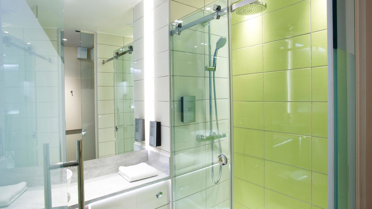 Photo of Bathroom in London City Centre