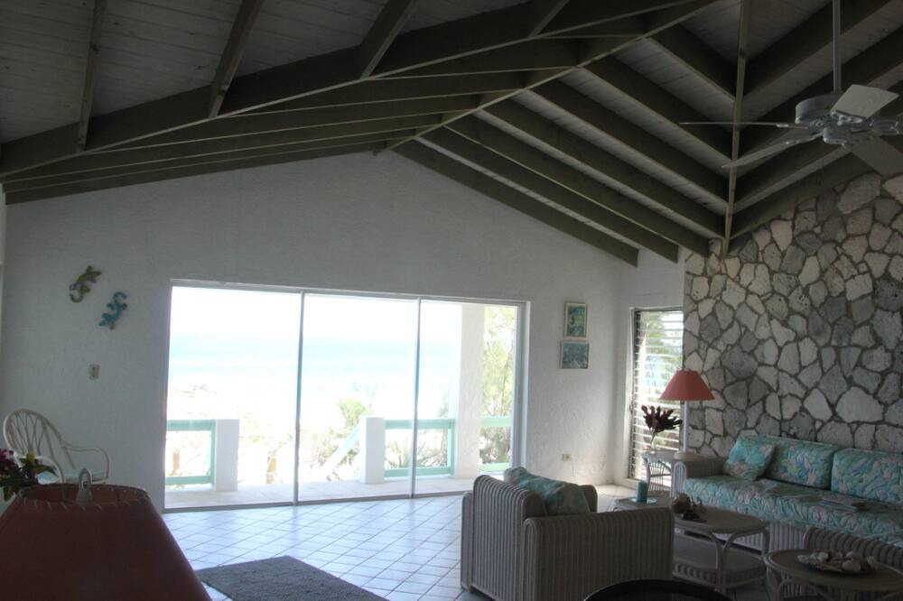 Photo of Livingroom in Stella Maris