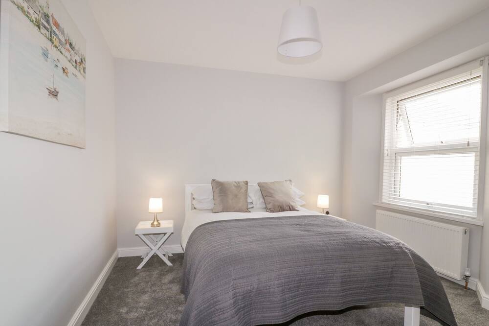 Photo of Bedroom in Newquay City Centre