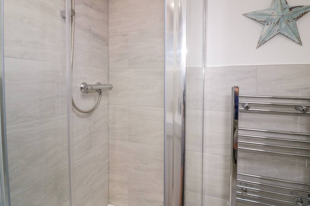 Photo of Bathroom in Newquay City Centre