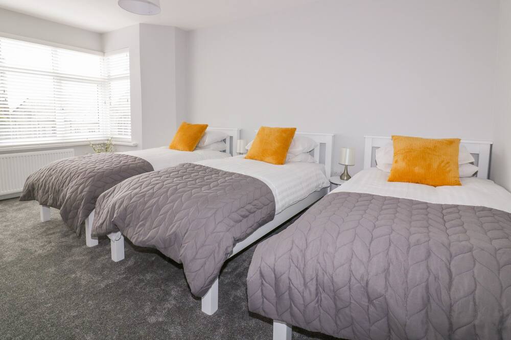 Photo of Bedroom in Newquay City Centre
