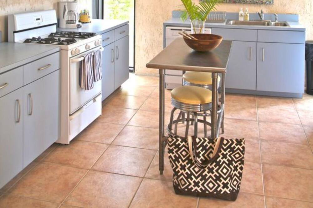 Photo of Kitchen in Savannah Sound