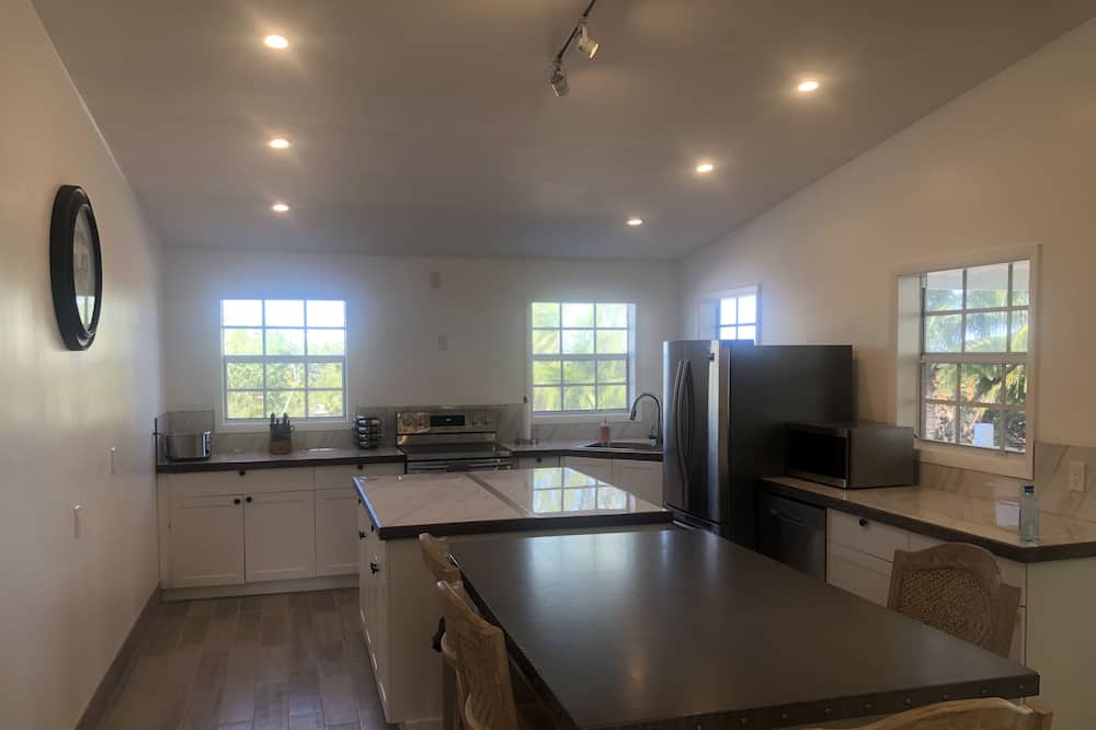 Photo of Kitchen in Farmer's Hill