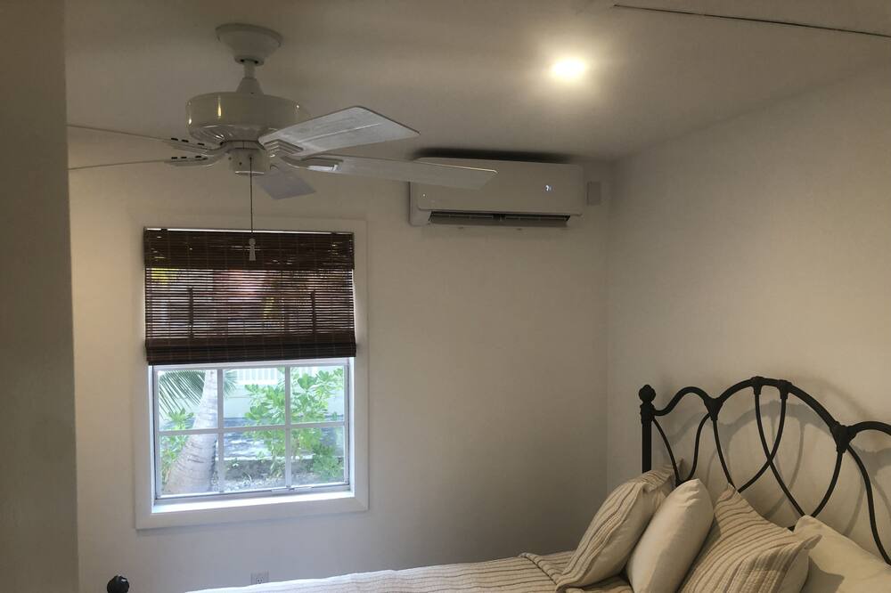 Photo of Bedroom in Farmer's Hill