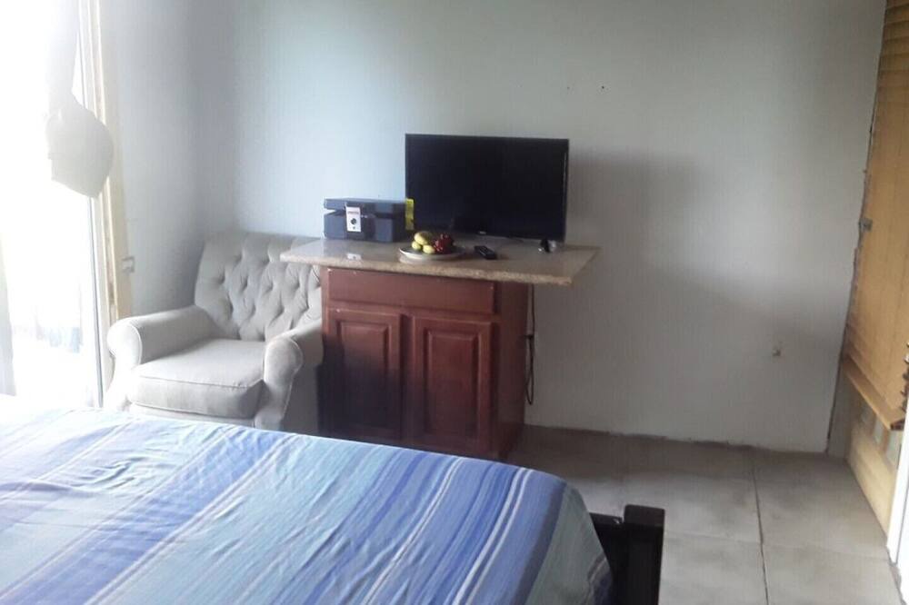 Photo of Bedroom in Farmer's Hill
