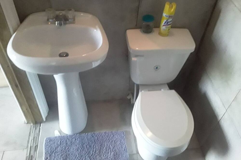 Photo of Bathroom in Farmer's Hill
