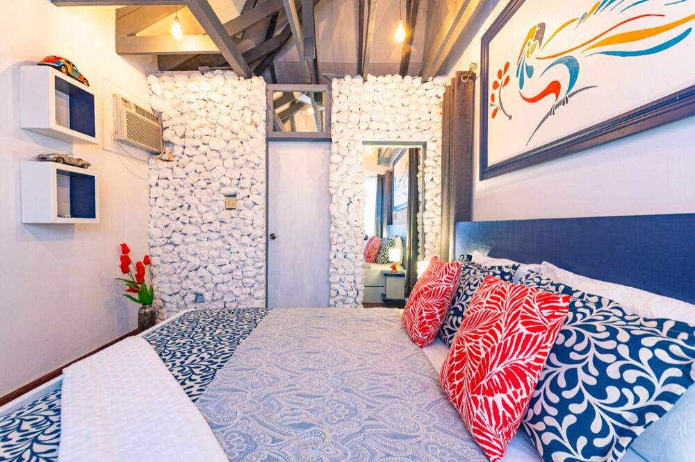 Photo of Bedroom in Nassau