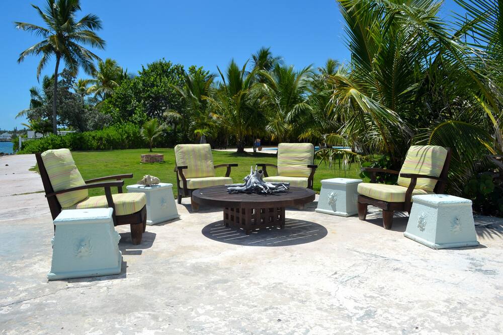 Photo of Outdoor in Nassau
