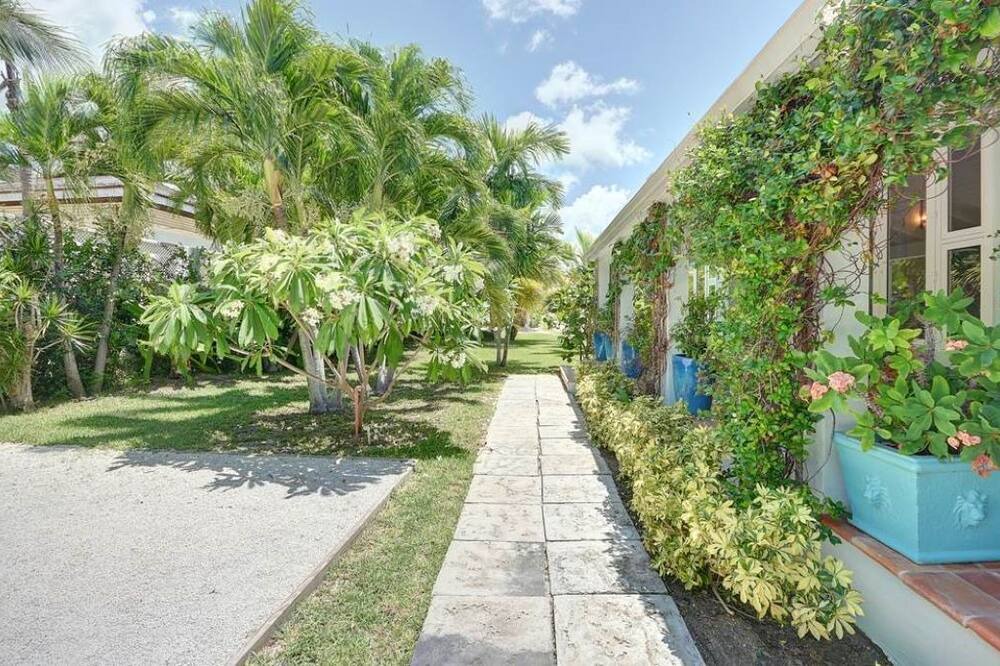 Photo of Others in Nassau