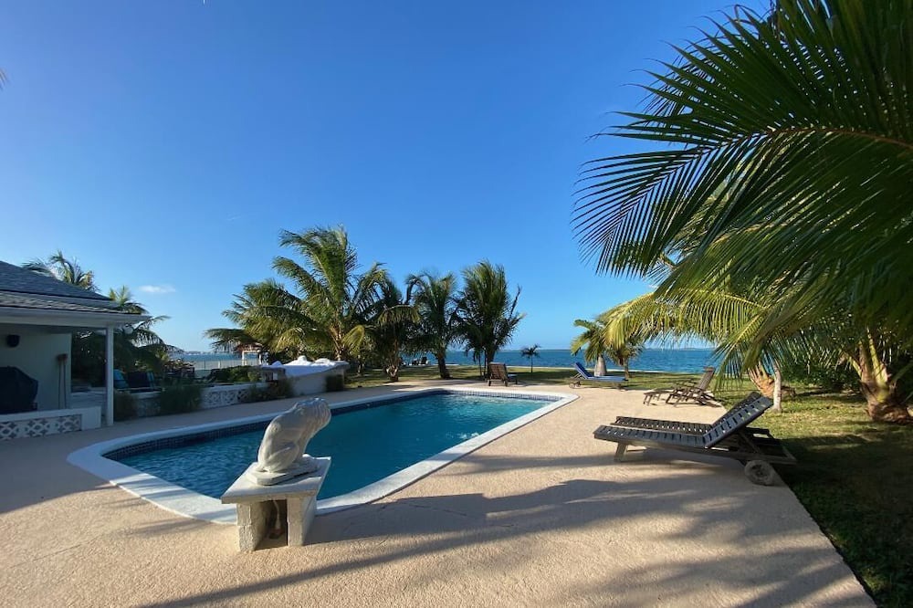 Photo of Outdoor in Nassau