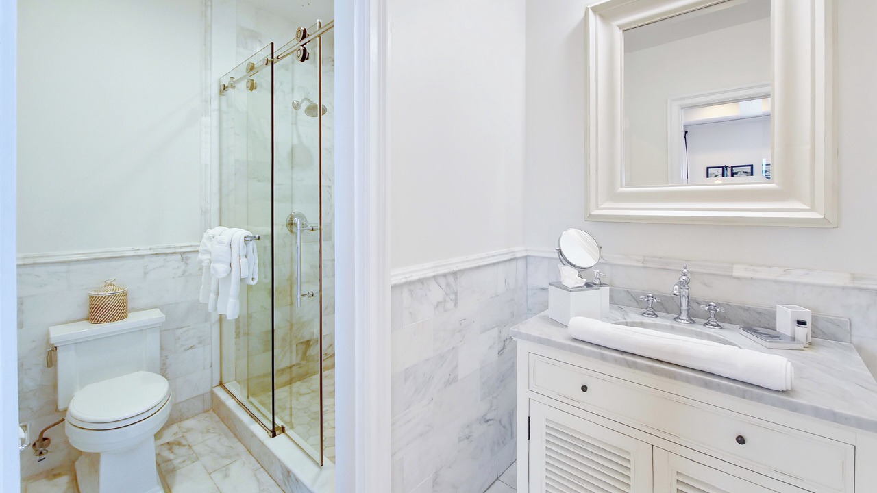 Photo of Bathroom in Chub Cay