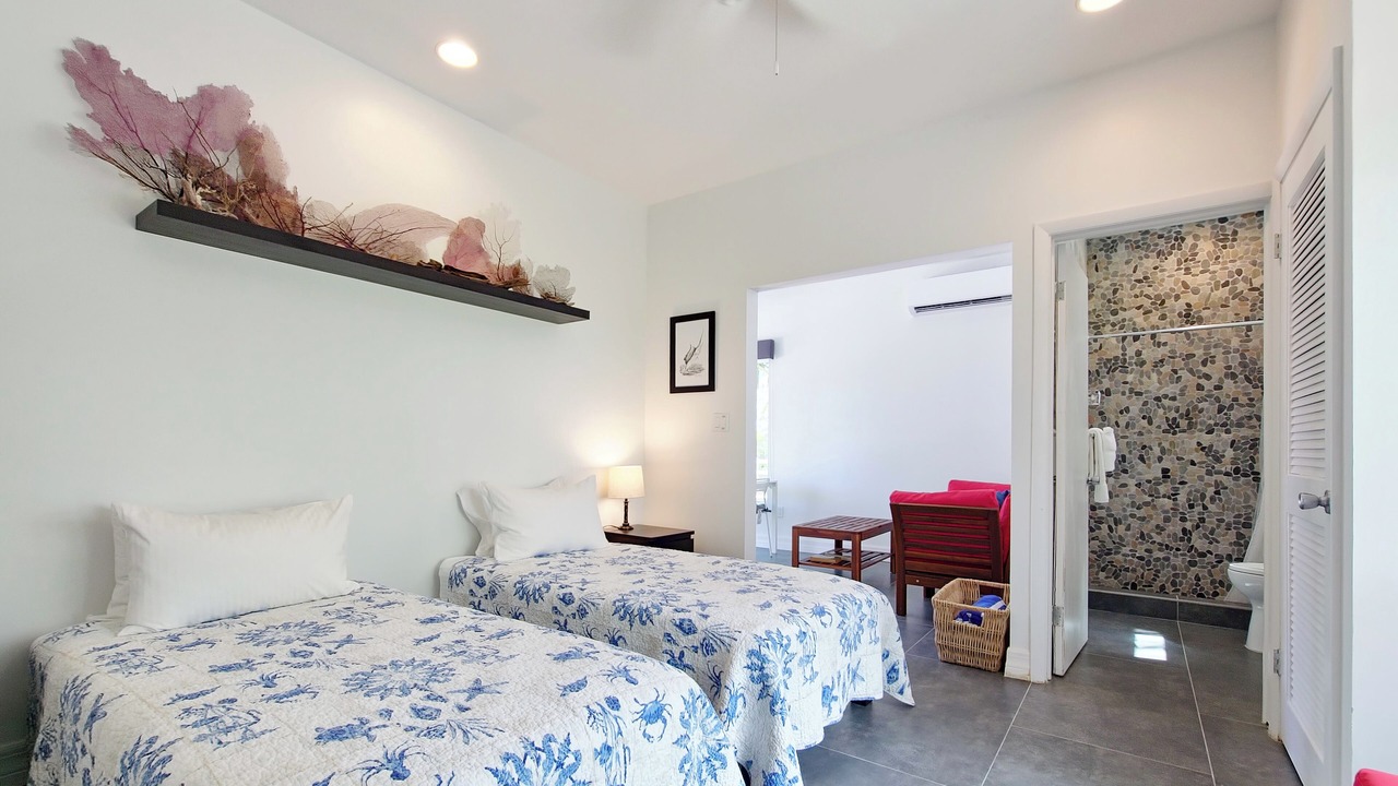 Photo of Bedroom in Chub Cay