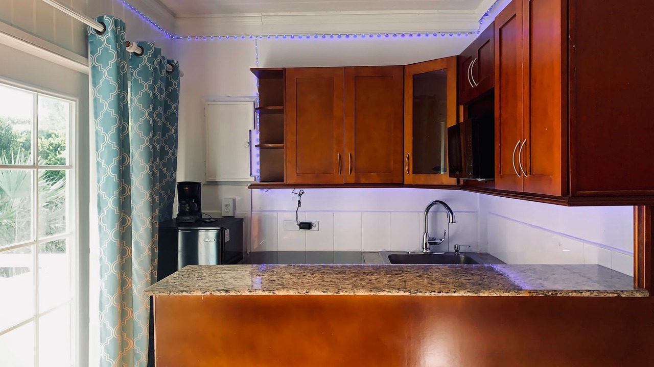 Photo of Kitchen in Coral Harbour