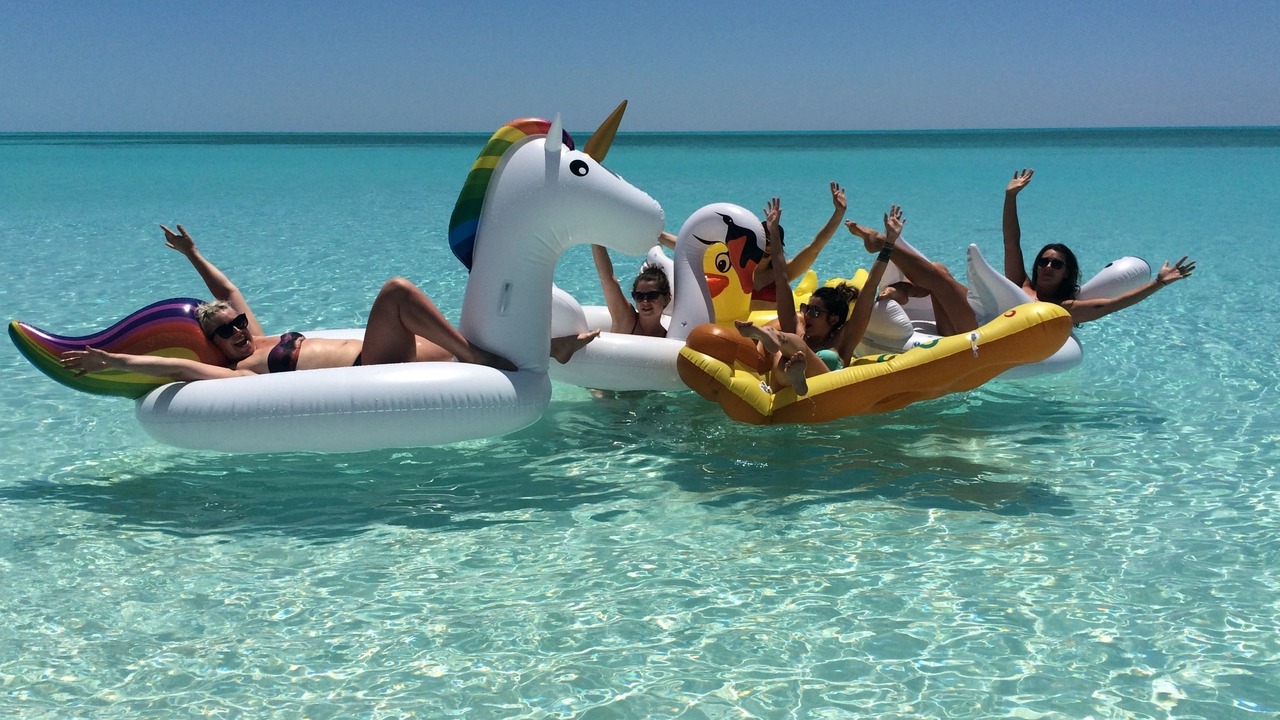 Photo of Human In Picture in Galliot Cay