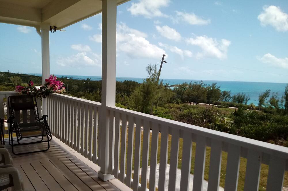 Photo of Patio Balcony in Rainbow Bay