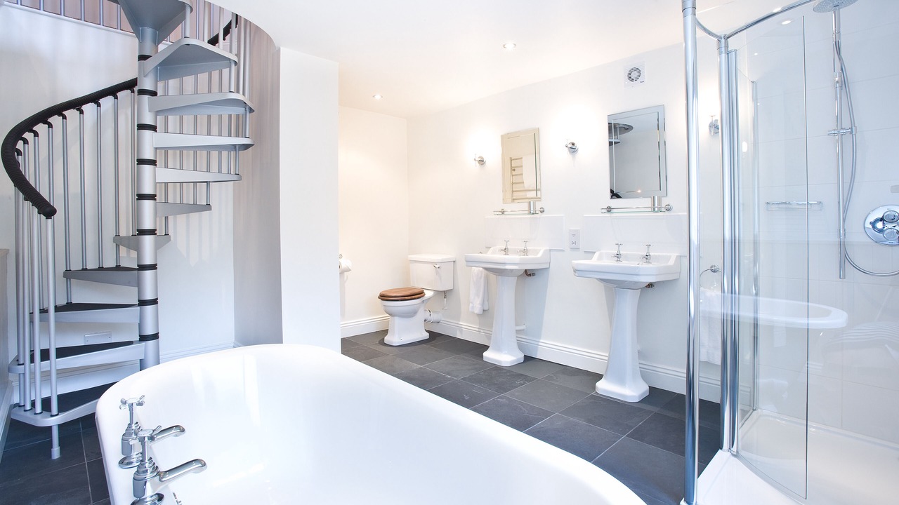 Photo of Bathroom in Windermere