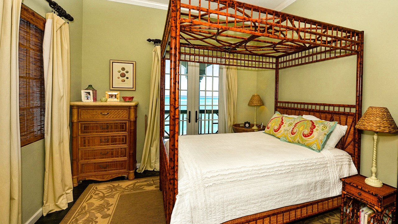 Photo of Bedroom in Nassau