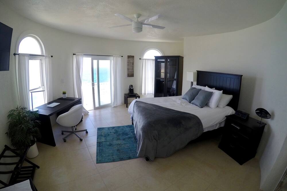Photo of Bedroom in Gregory Town